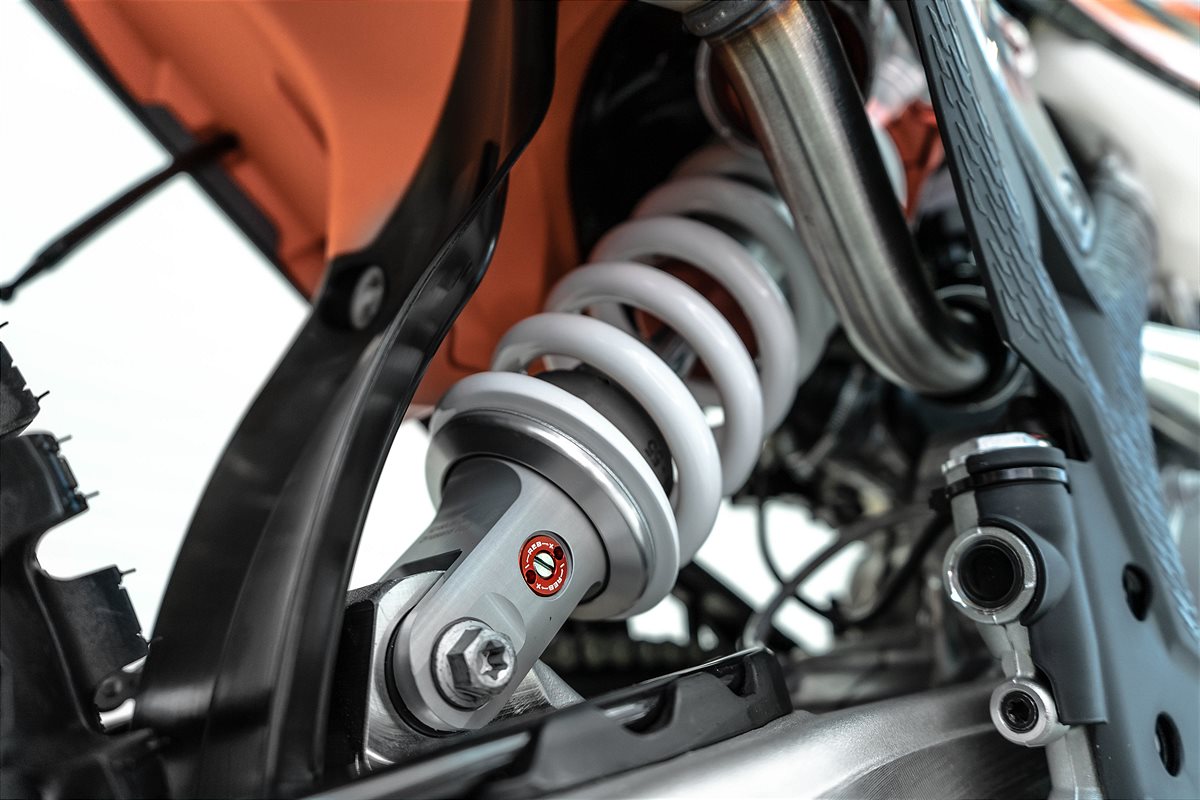 XPLOR PRO 8946 Shock