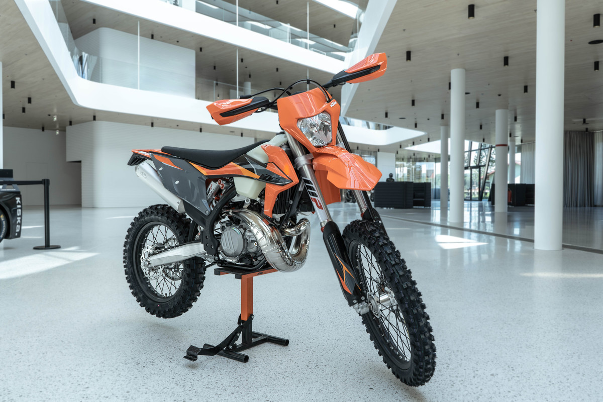 WP_SuspensionsShoot_2008-29_Final