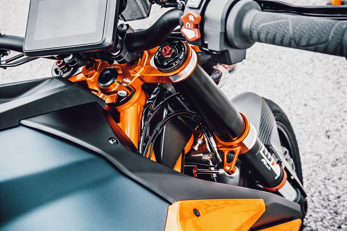 _RSC5787 dafe flat B_4399