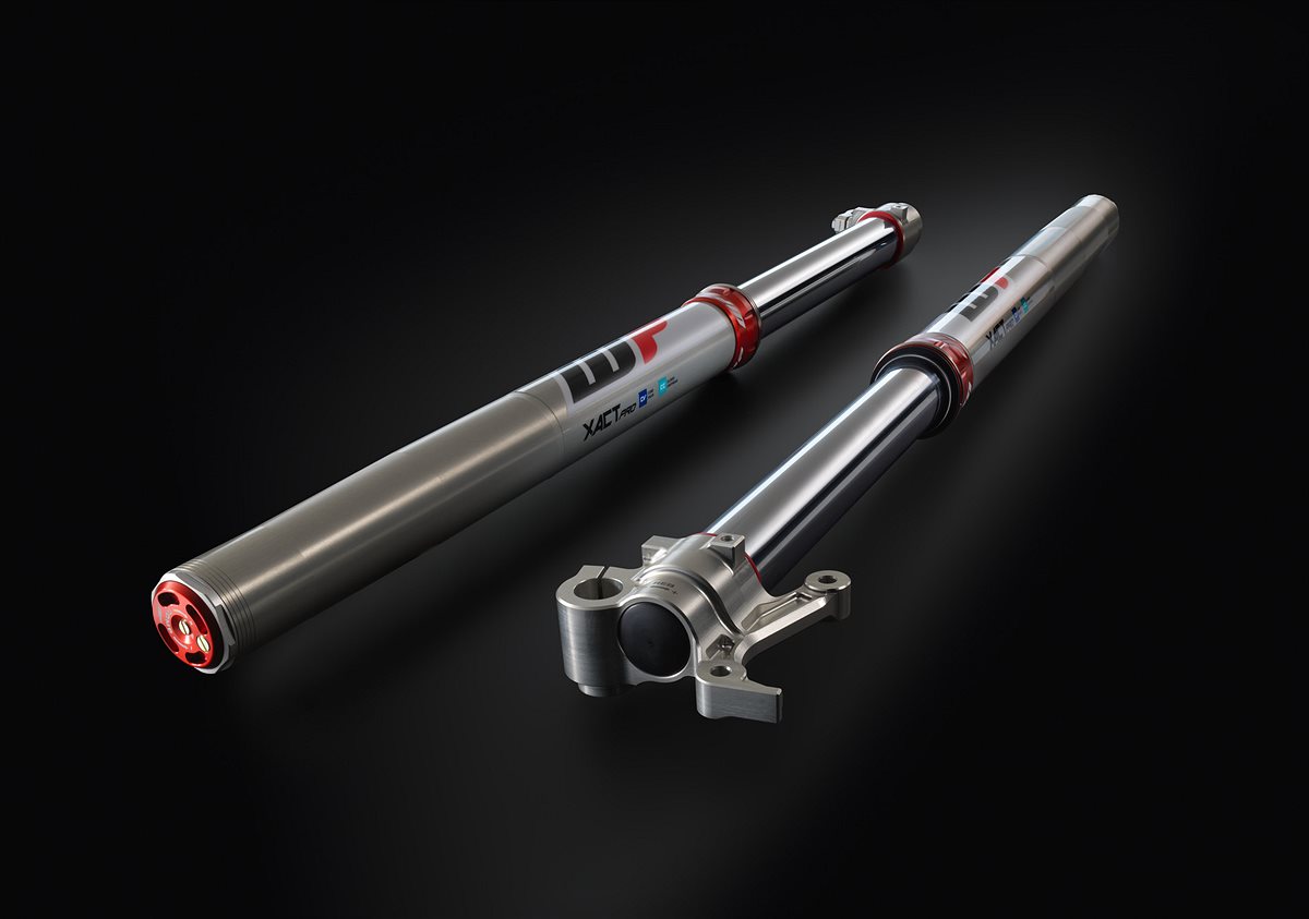 0472C104U203220_AGP_6465