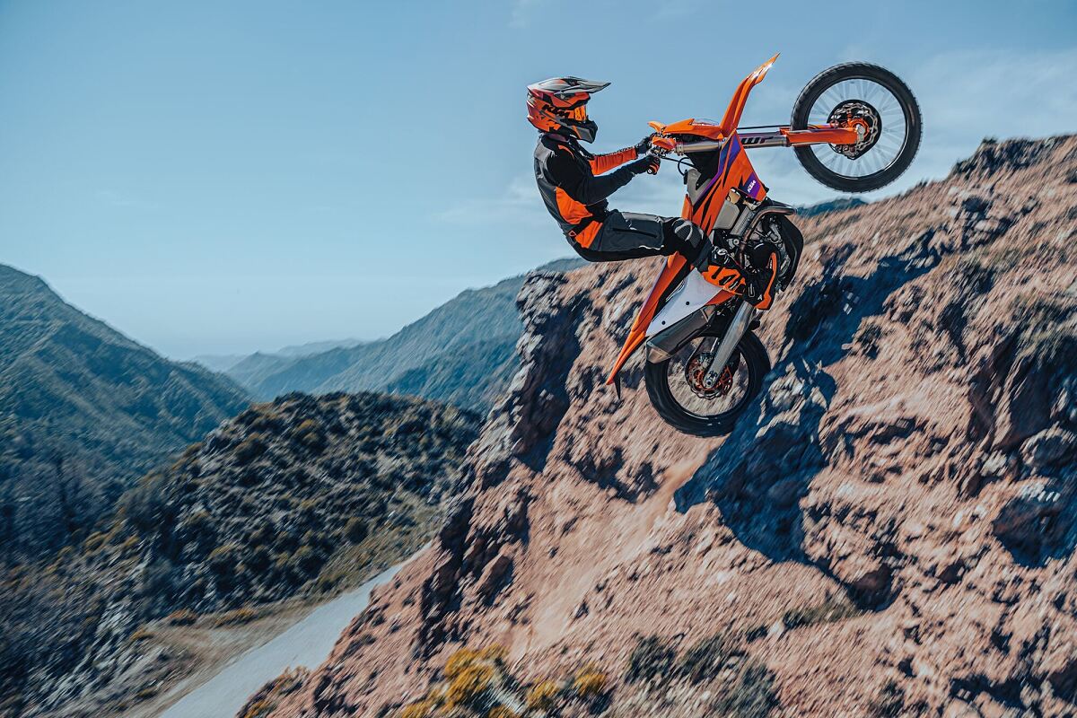 514143_RUD5441_miwi-A_F39 GCRMY24 KTM 350 EXC-F - Action - Cat A_EUROPE GLOBAL_CAT A_01_ACTION_ok