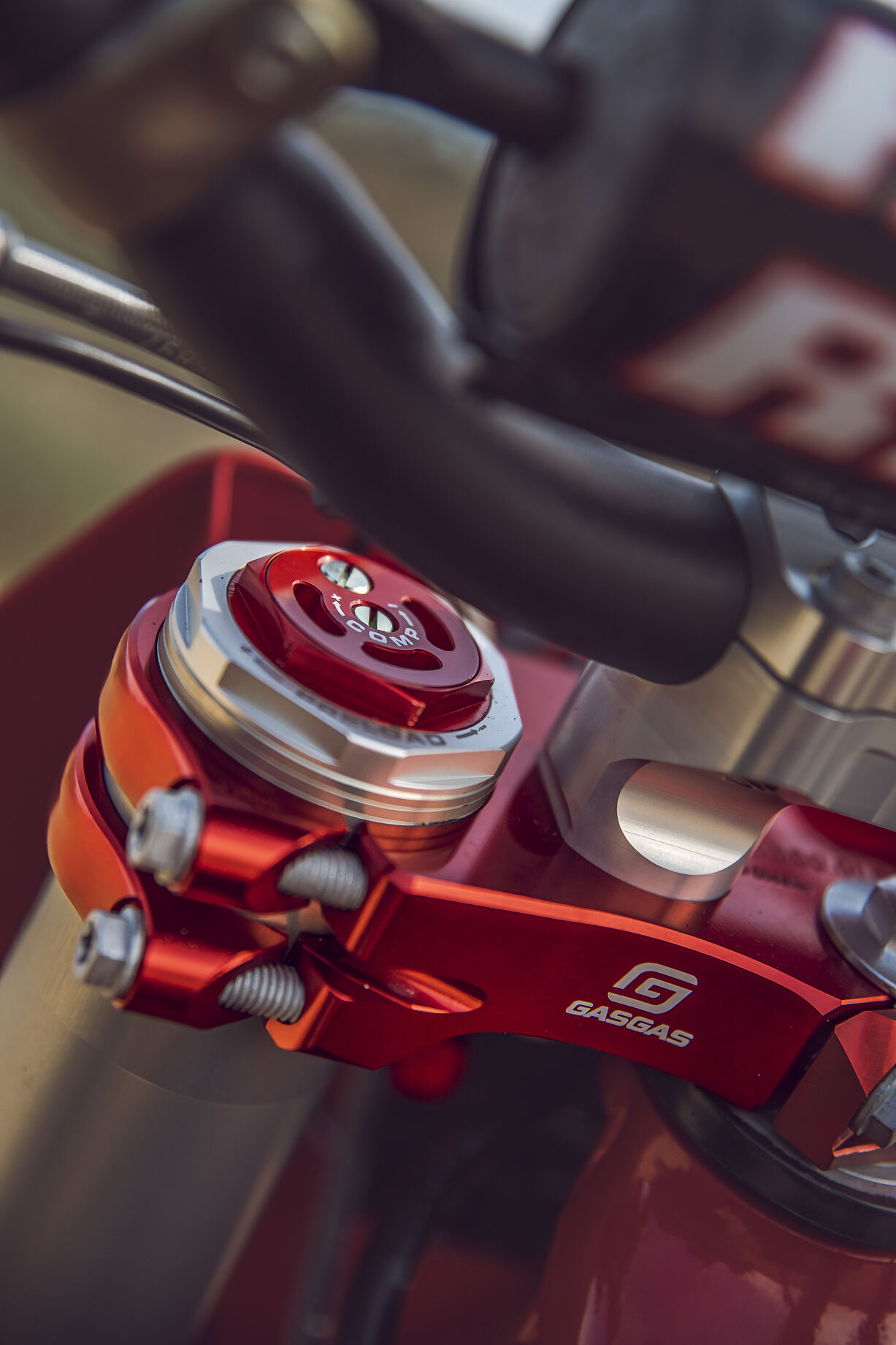 Motocross _ 4 strokes _ MC 250F _ 2025 _ Parts _ Detail_9890