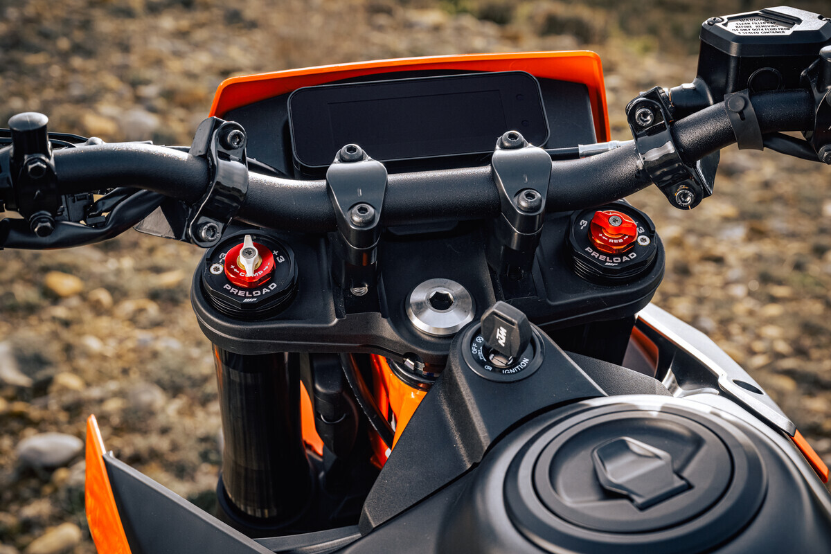 662308_MY25 KTM 390 ENDURO R R-Static- Cat B_03_PARTS _ DETAIL_KTM 125 _ 390 ENDURO R_12064